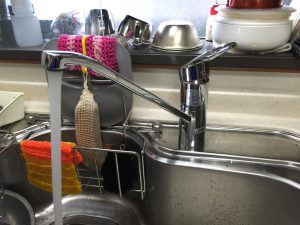 新しい水栓金具